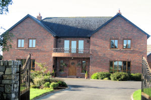 Oranhill Bed and Breakfast - House Exterior